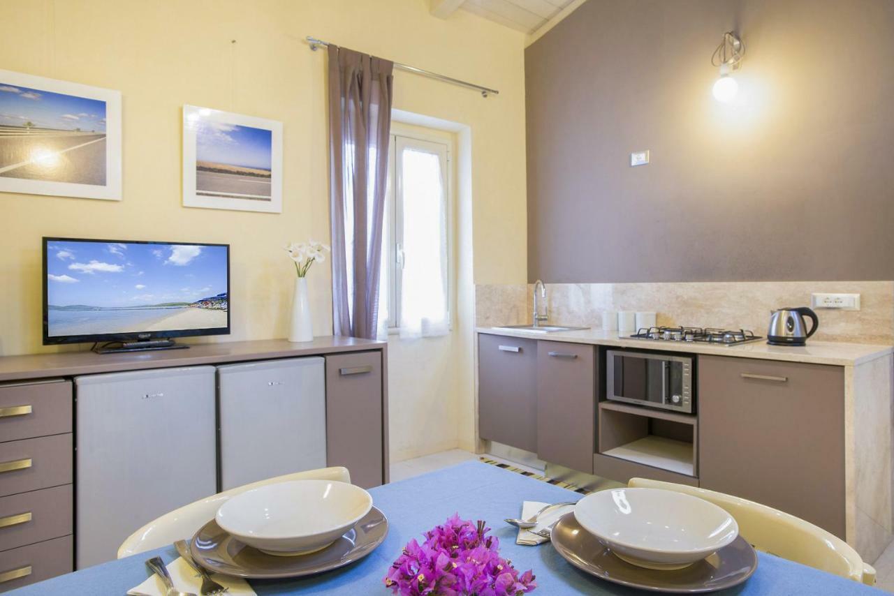 Iolanda Apartment 30M From Seaside Alghero Eksteriør billede